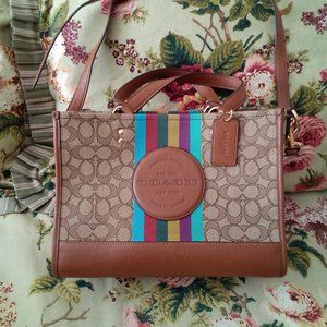 COACH 22" DEMPSEY LEGACY HANDBAG